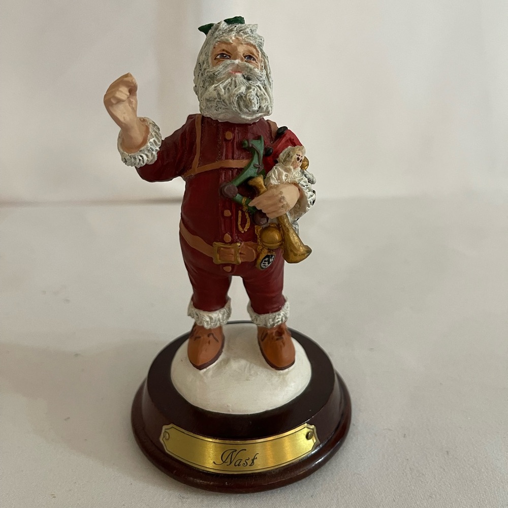 Duncan Royale Nast Santa Claus Figurine
